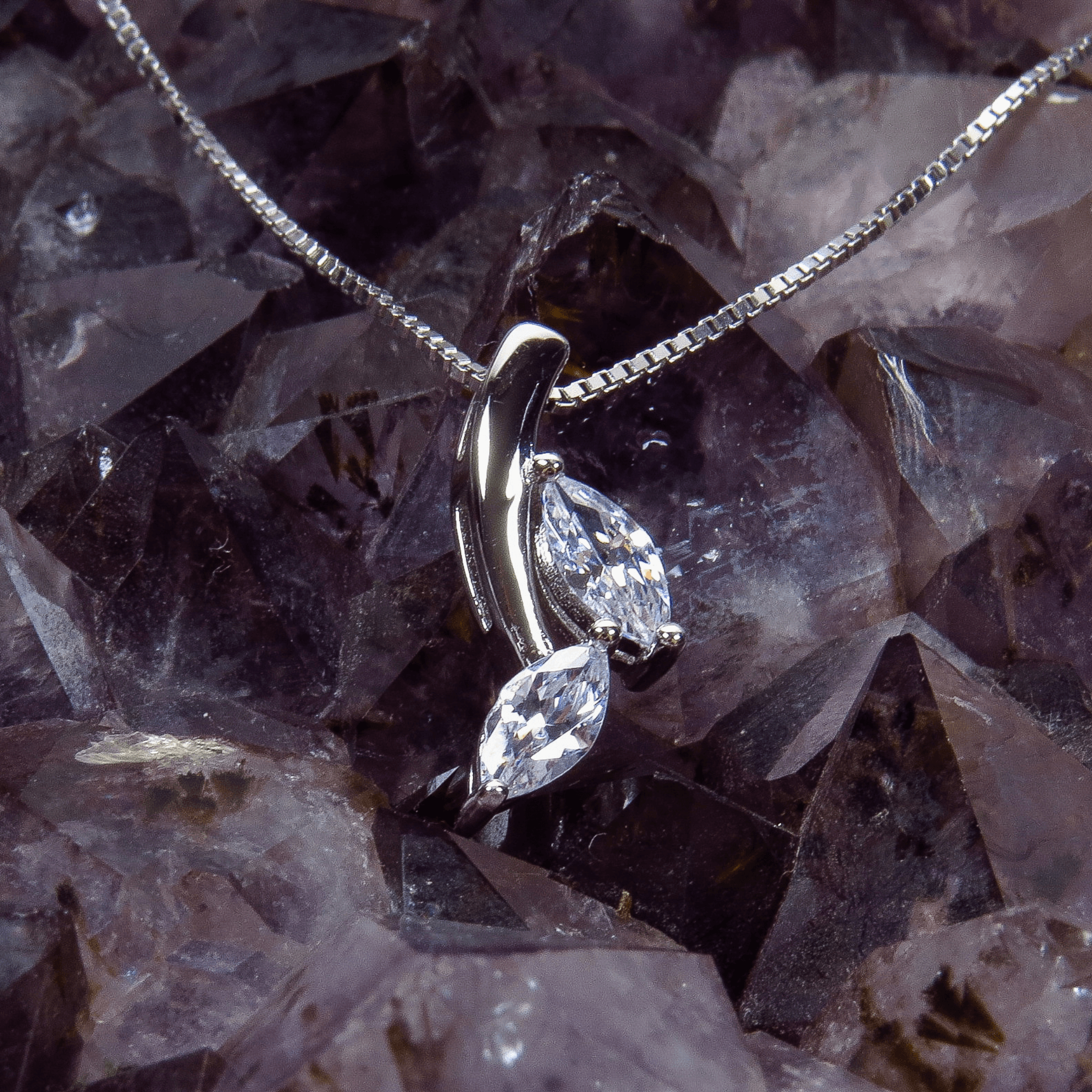 Collier Fusion