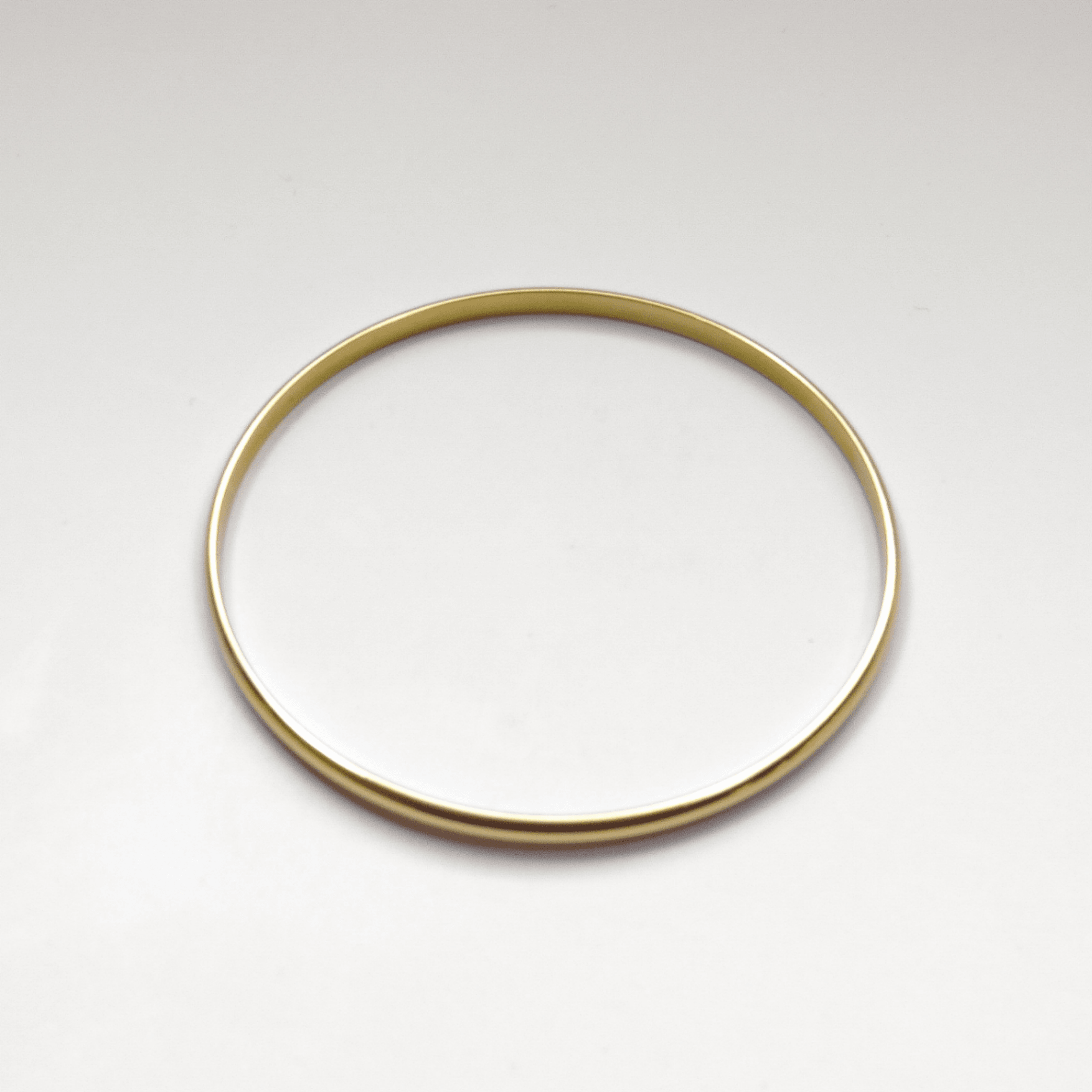 bracelet plaqué or 18 carats avec maillons ovales entrelacés et oxydes de zirconium