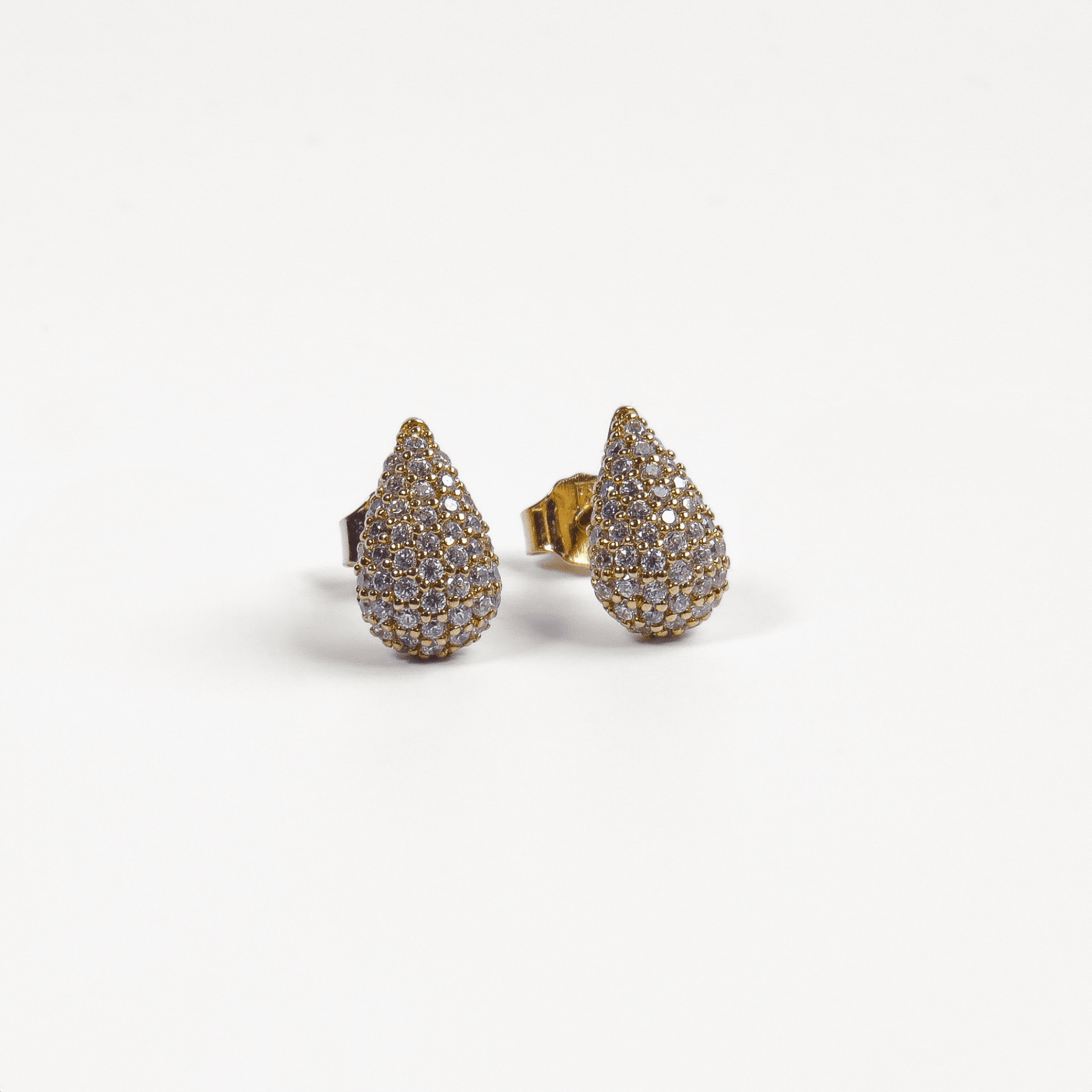 Boucles D'oreilles Clous Femme Carador En Plaqué Or Avec Oxydes De Zirconium 27546 Boucles D'oreilles Clous Femme Carador En Plaqué Or Avec Oxydes De Zirconium 27546